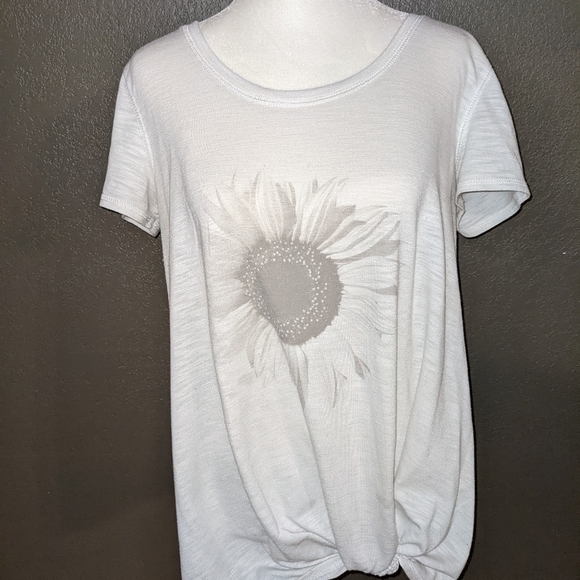 Sunflower Blouse - Picture 1 of 5